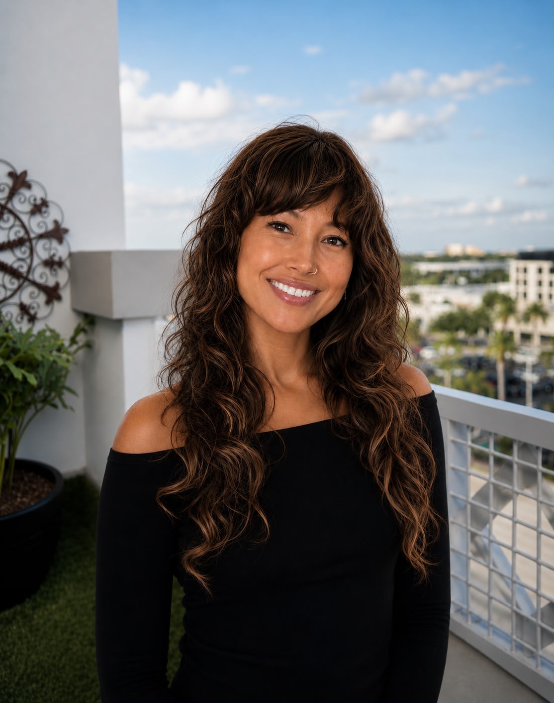 Sofi, Stylist | Colorist at Salon Sora