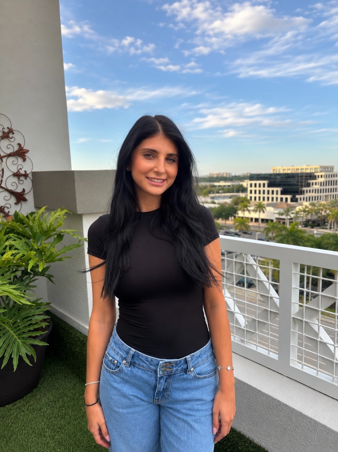 Nicole, Stylist | Colorist at Salon Sora